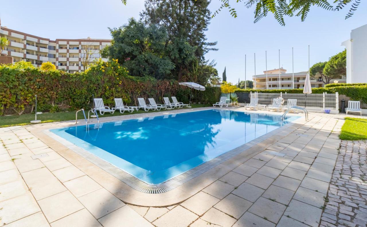 Zarco - Cosy Apartment In Vilamoura With A Balcony With View To The 2 Swimming Pools - Near The Beach & The Marina Quarteira Exterior foto